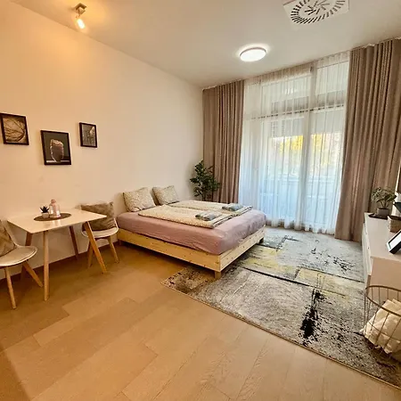 Apartment New, Beautiful With Parking In Location! Bratislava