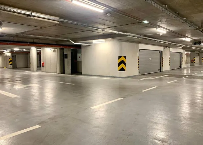 New, Beautiful With Parking In Location! Bratislava