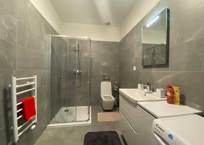 New, Beautiful With Parking In Location! Appartement Bratislava